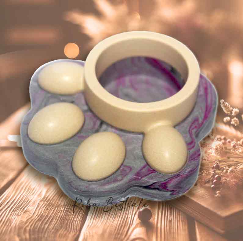 Porta Tea Light ZAMPINA - Base Grigio Marmorizzato Viola & dettagli Crema - in Jesmonite - 9x9 cm