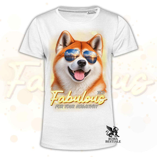T-shirt bianca con cane Akita, occhiali da sole e logo Roba Bestiale