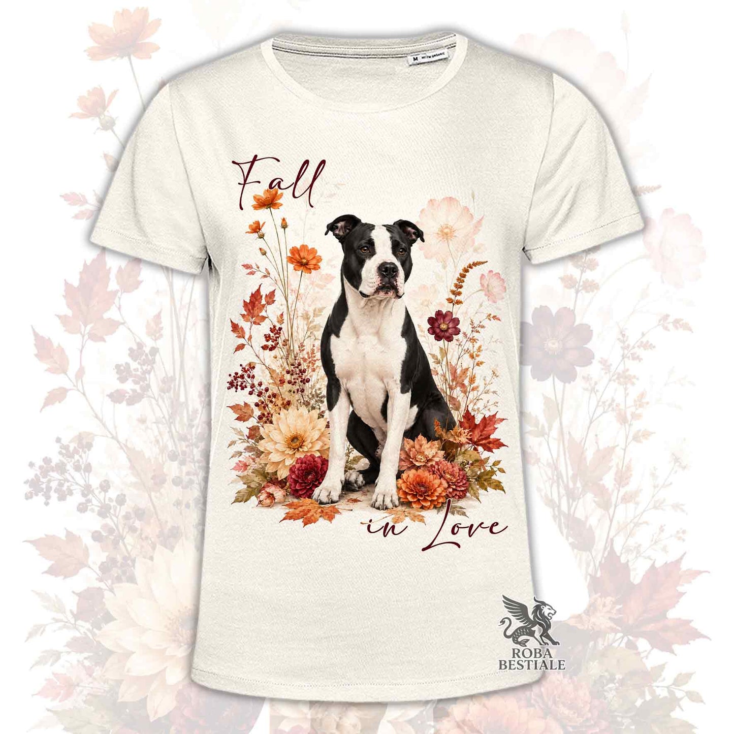 T-shirt beige stampata con un American Staffordshire Terrier seduto in mezzo a fiori e foglie autunnali. Grafica originale Roba Bestiale, collezione Fall
