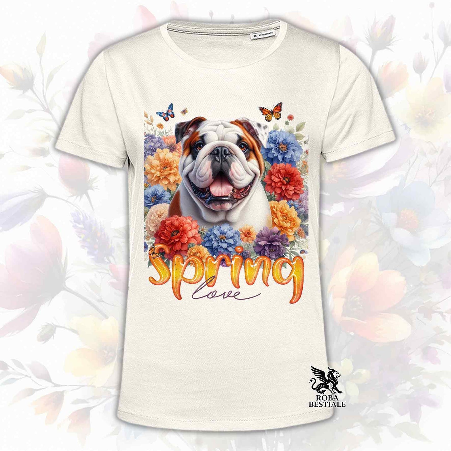 Una t-shirt beige stampata con un Bulldog Inglese immerso in fiori colorati. Collezione Spring Love di Roba Bestiale