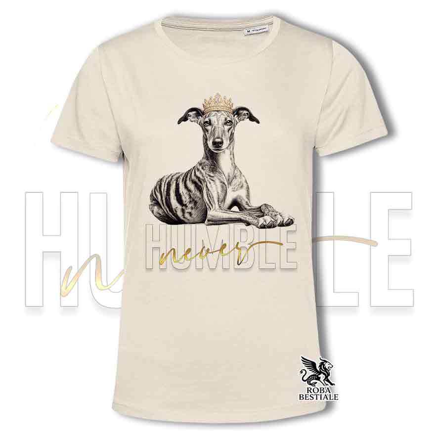 T-shirt stampata con un Galgo Espanol, colore beige con grafica Never Humble