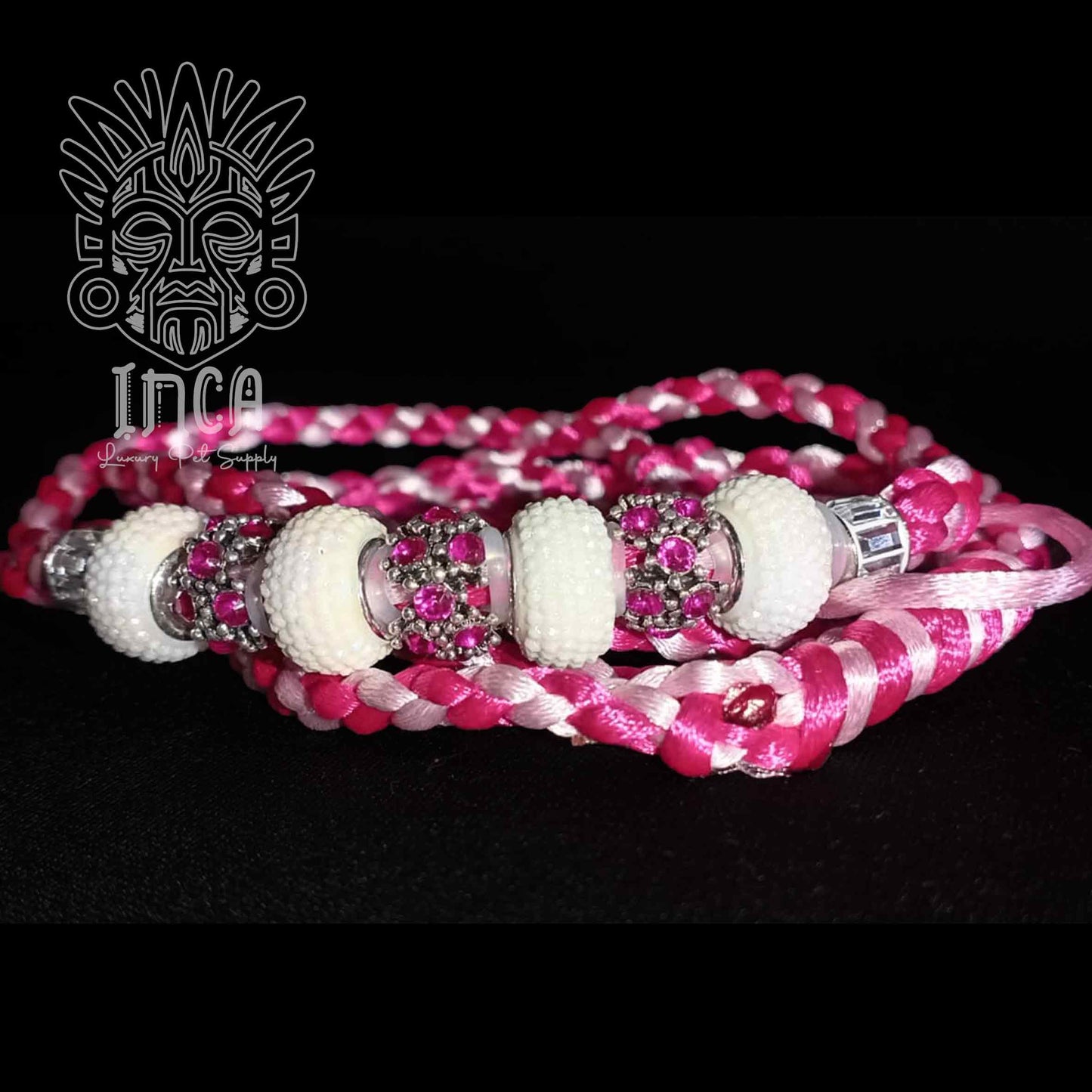 Guinzaglio da Show INCA LUXURY - In Raso Bianco e Magenta, con perle e asola per collare - 130 cm