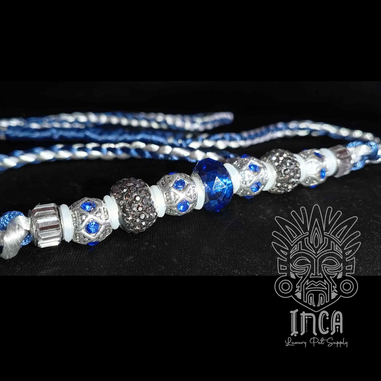 Guinzaglio da Show INCA LUXURY - In Raso Argento e Blue Navy, con perle e asola per collare - 105 cm