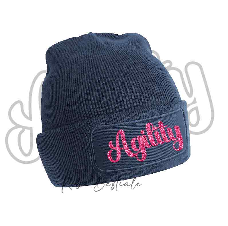 Cappellino invernale a cuffia blu navy con scritta Agility rosa glitter