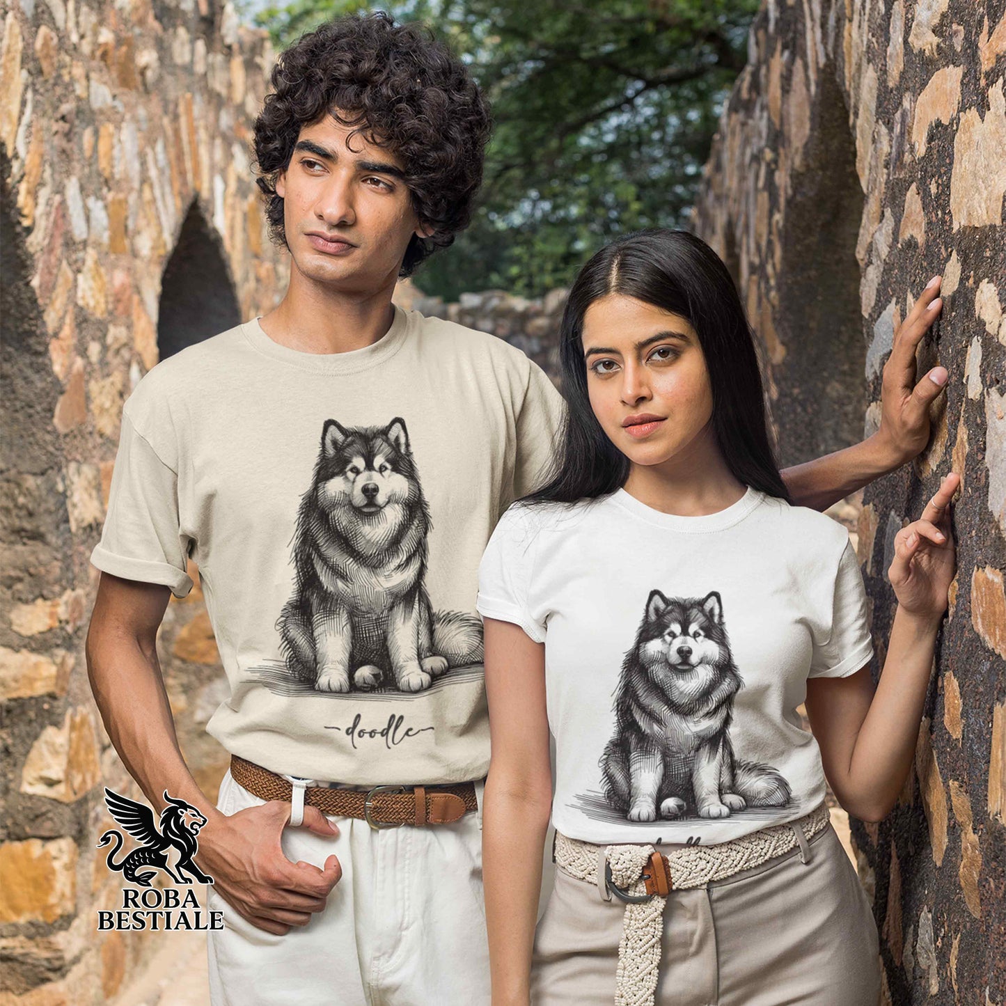 T-Shirt DOODLE - ALASKAN MALAMUTE - Bianca o Beige, da Uomo o da Donna - dalla XS alla 5XL