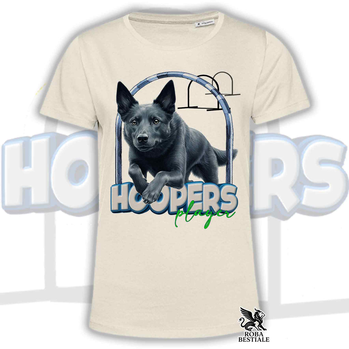 T-shirt beige con grafica HOOPERS e cane nero davanti a canestro blu