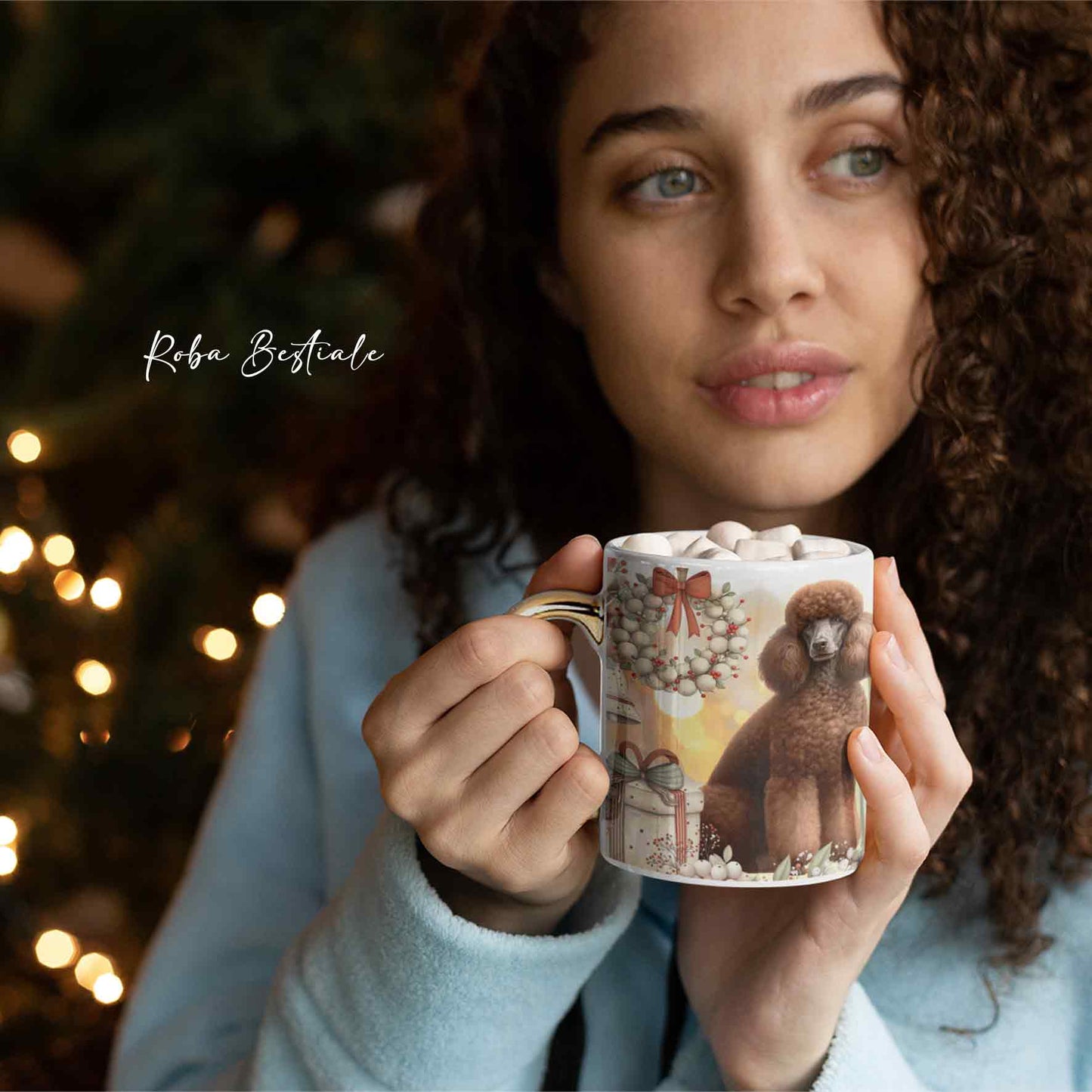 Tazza COZY WINTER - BARBONE Grande Mole Marrone - In Ceramica, con manico color Oro - 330 ml