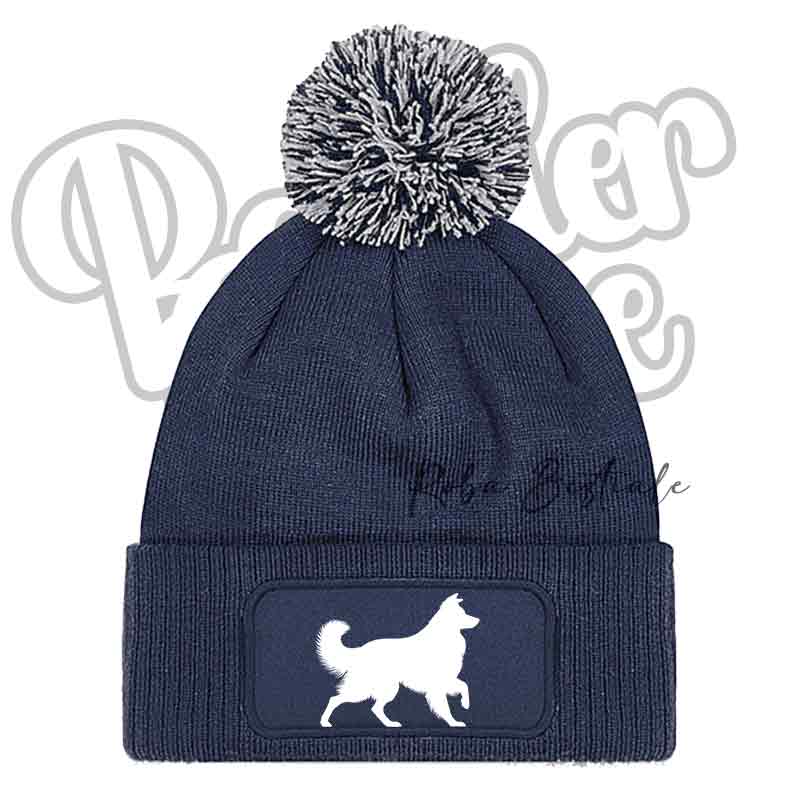 Cappellino invernale a maglia blu navy con pon pon grigio e patch cane bianca