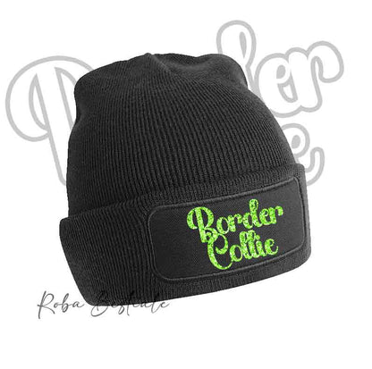 Cappellino invernale nero con patch e scritta “Border Collie” verde lime