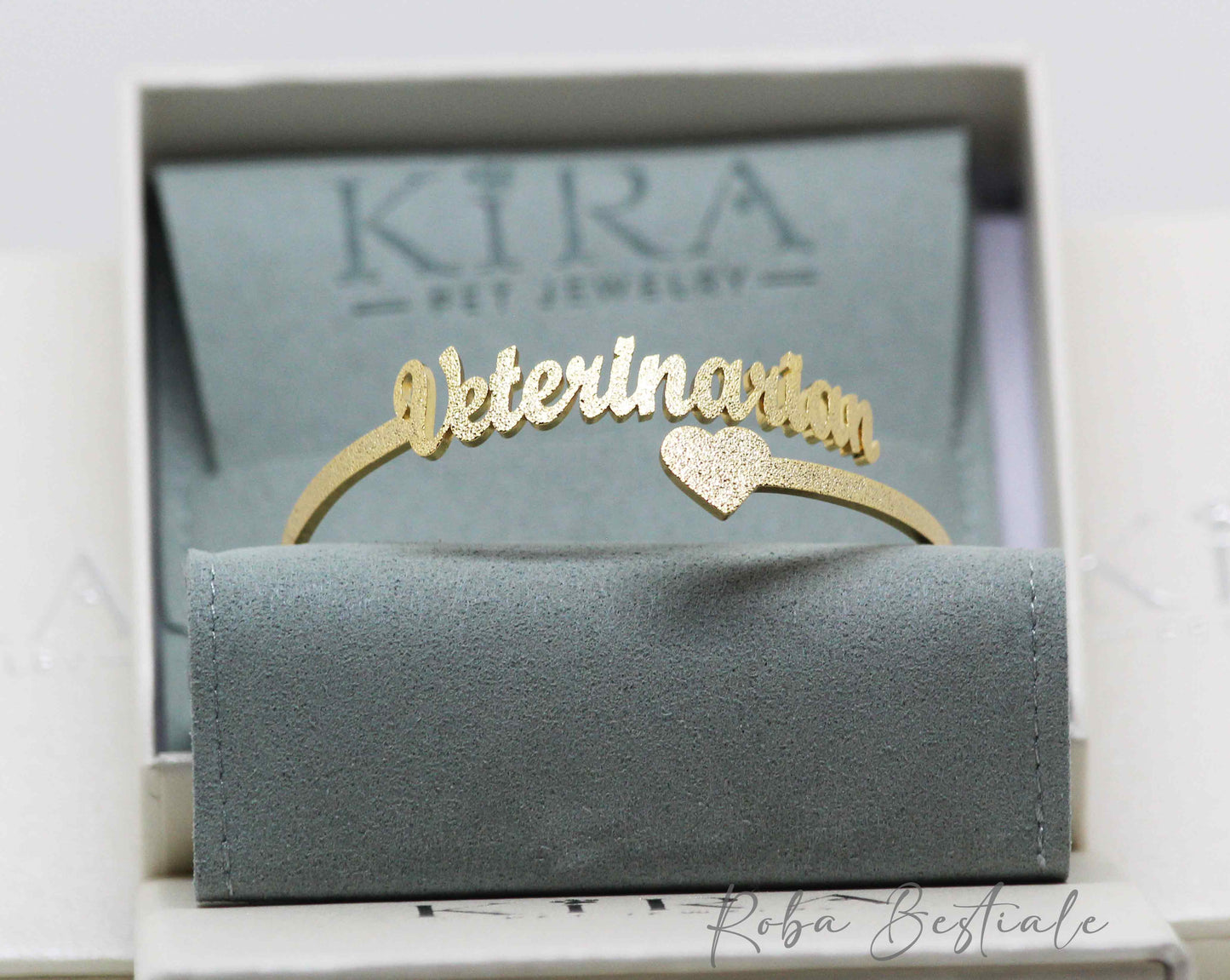 Bracciale KIRA PET JEWERLY - Modello HARSH - VETERINARIAN - Fascia rigida In Acciaio Inox color ORO - Effetto "frosted"