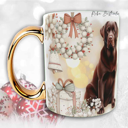 Tazza COZY WINTER - LABRADOR RETRIEVER Cioccolato - In Ceramica, con manico color Oro - 330 ml