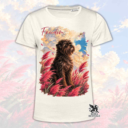 Maglietta beige con stampa cane marrone, piume rosse e scritta Freedom.