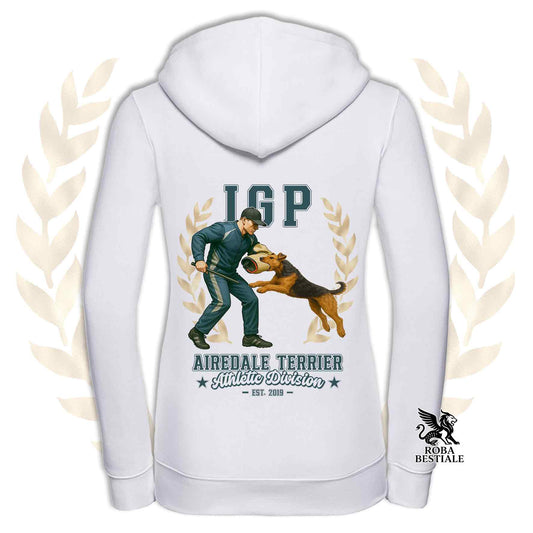 Una felpa con cappuccio e zip stampata con un Airedale Terrier che fa IGP. Grafica originale Roba Bestiale