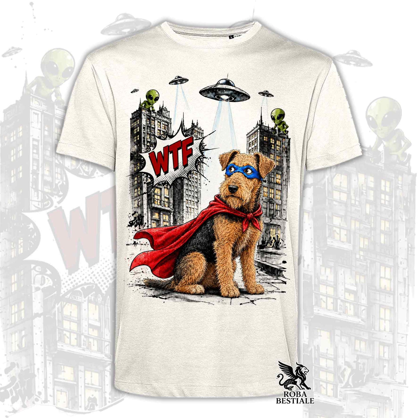 T-shirt beige stampata con un Airedale Terrier con espressione sorpresa, vestito da Super Eroe. Grafica originale Roba Bestiale, collezione Hero