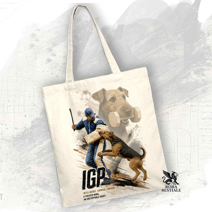 Borsa Tote beige con stampata una grafica originale di Roba Bestiale con un Airedale Terrier che fa IGP