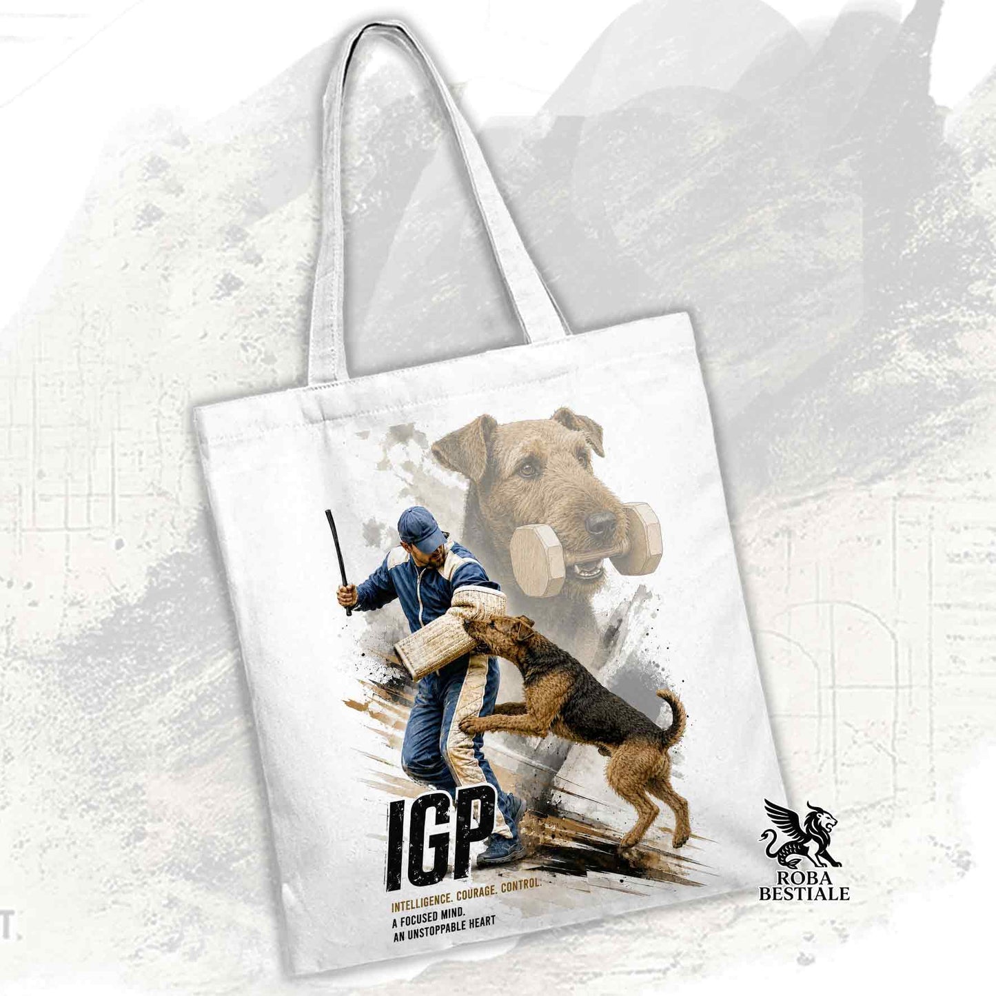 Borsa Tote bianca con stampata una grafica originale di Roba Bestiale con un Airedale Terrier che fa IGP