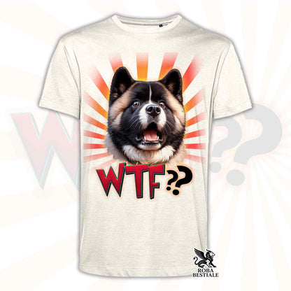 T-shirt beige stampata con un Akita Americano con espressione sorpresa. Grafica originale Roba Bestiale, collezione WTF??