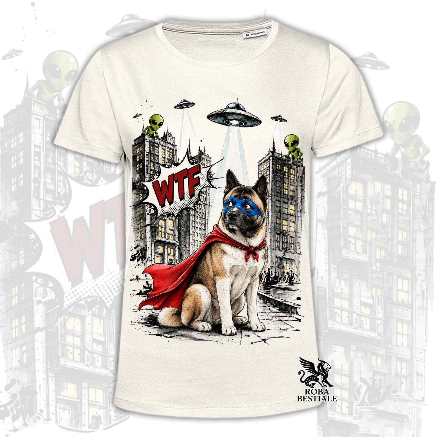 T-shirt beige stampata con un Akita Americano con espressione sorpresa, vestito da Super Eroe. Grafica originale Roba Bestiale, collezione Hero