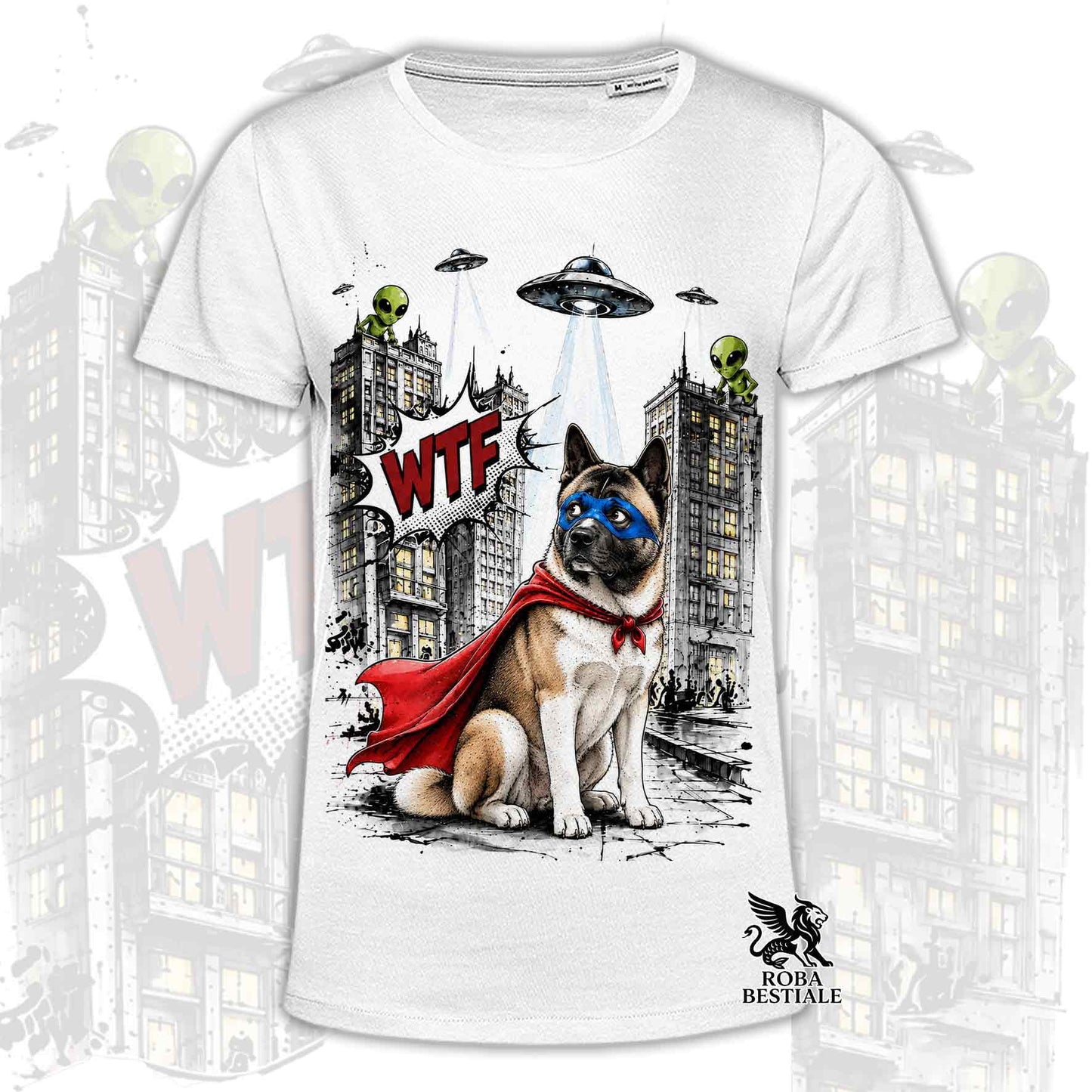 T-shirt bianca stampata con un Akita Americano con espressione sorpresa, vestito da Super Eroe. Grafica originale Roba Bestiale, collezione Hero