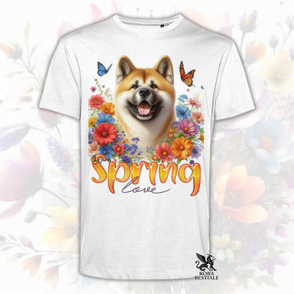 Una t-shirt bianca stampata con un Akita Americano immerso nei fiori colorati. Collezione Spring Love di Roba Bestiale