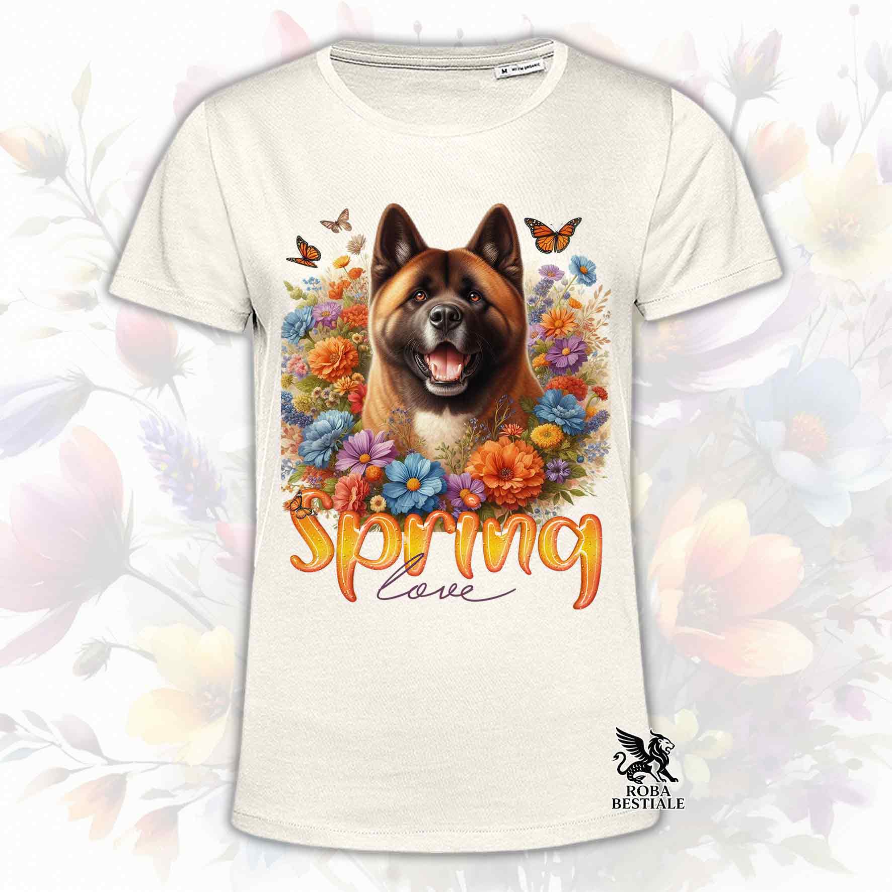 Una t-shirt beige stampata con un Akita Americano immerso nei fiori colorati. Collezione Spring Love di Roba Bestiale