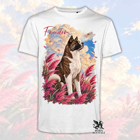 Maglietta chiara con stampa cane, piume multicolori, scritta Freedom e logo ROBA BESTIALE.