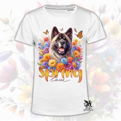 Una t-shirt bianca stampata con un Akita Americano immerso nei fiori colorati. Collezione Spring Love di Roba Bestiale