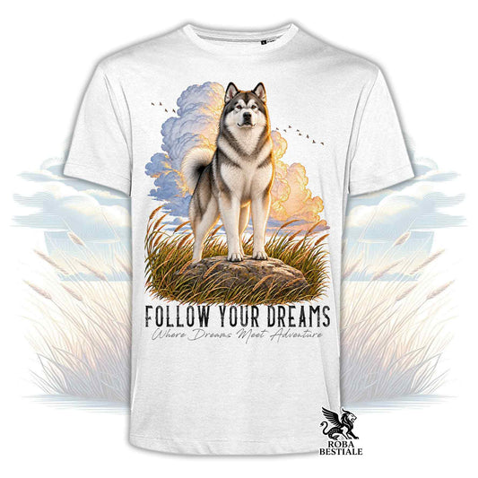 T-shirt bianca girocollo con stampa frontale husky e scritta FOLLOW YOUR DREAMS