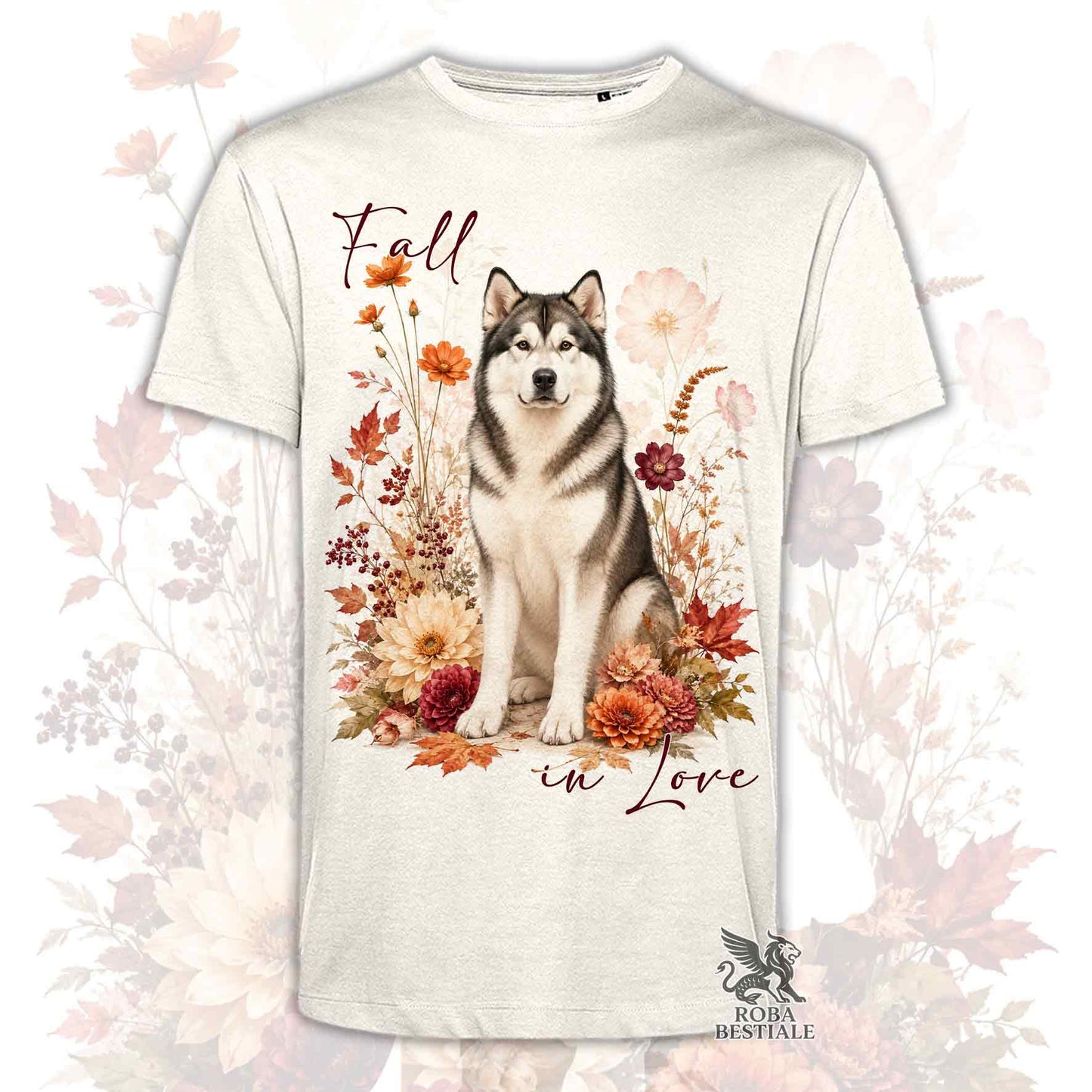T-shirt beige stampata con un Alaskan Malamute seduto in mezzo a fiori e foglie autunnali. Grafica originale Roba Bestiale, collezione Fall