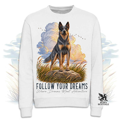 Felpa girocollo bianca stampata con un Australian Cattle Dog. Grafica originale Roba Bestiale, collezione Dream