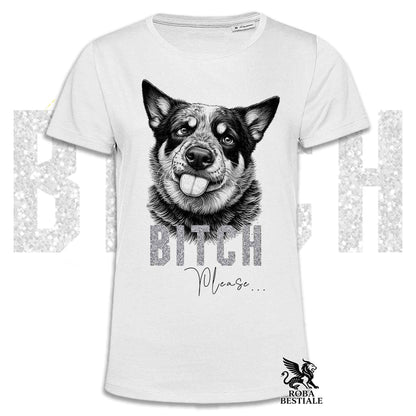 T-shirt bianca stampata con un Australian Cattle Dog con espressione disgustata. Grafica originale Roba Bestiale, collezione Bitch Please