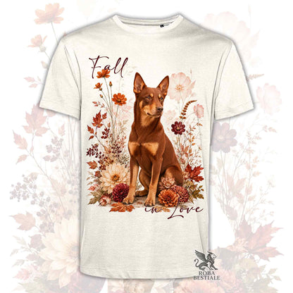 T-shirt beige stampata con un Australian Kelpie seduto in mezzo a fiori e foglie autunnali. Grafica originale Roba Bestiale, collezione Fall