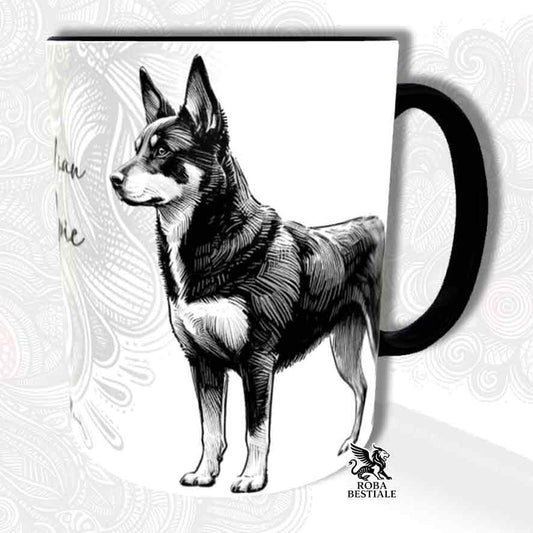 Tazza bianca con dettagli neri, stampata con un Australian Kelpie, grafica Doodle