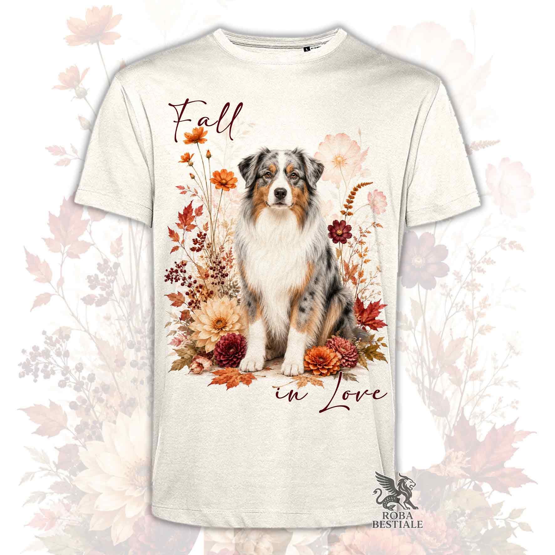 T-shirt beige stampata con un Australian Shepherd seduto in mezzo a fiori e foglie autunnali. Grafica originale Roba Bestiale, collezione Fall in Love