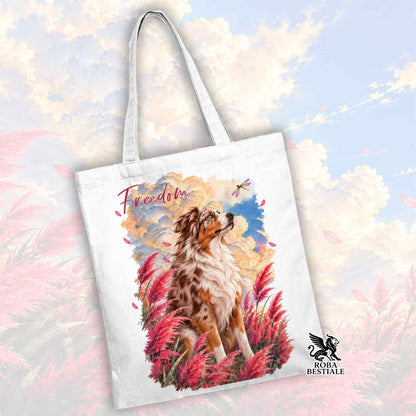Borsa shopper in tela bianca con stampa cane Australian Shepherd e scritta Freedom