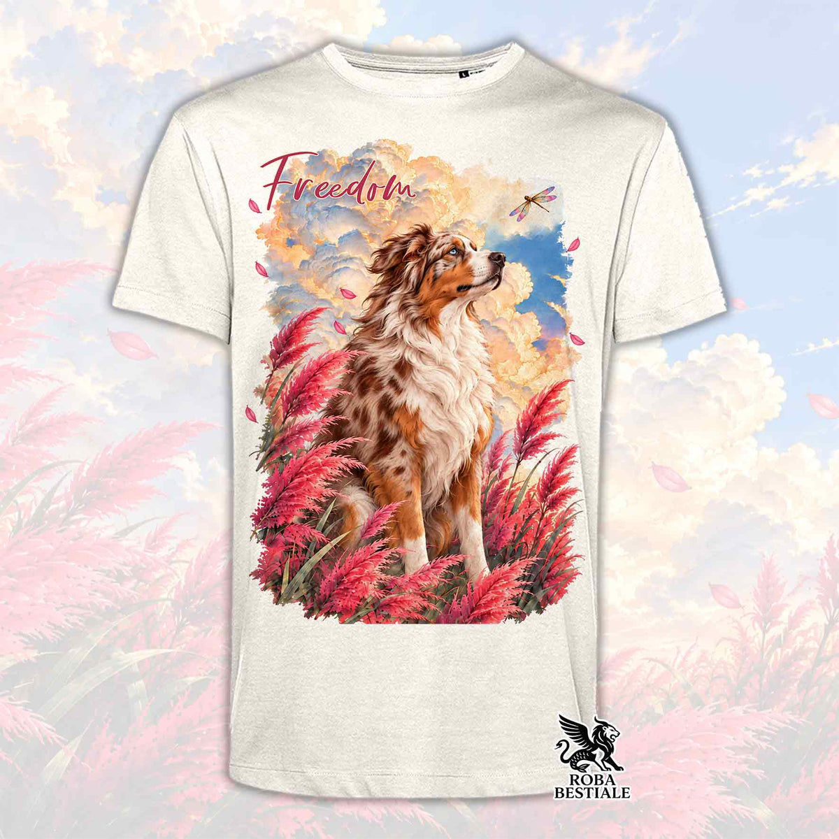 T-shirt bianca con stampa Freedom: Australian Shepherd tra piume rosse e farfalle