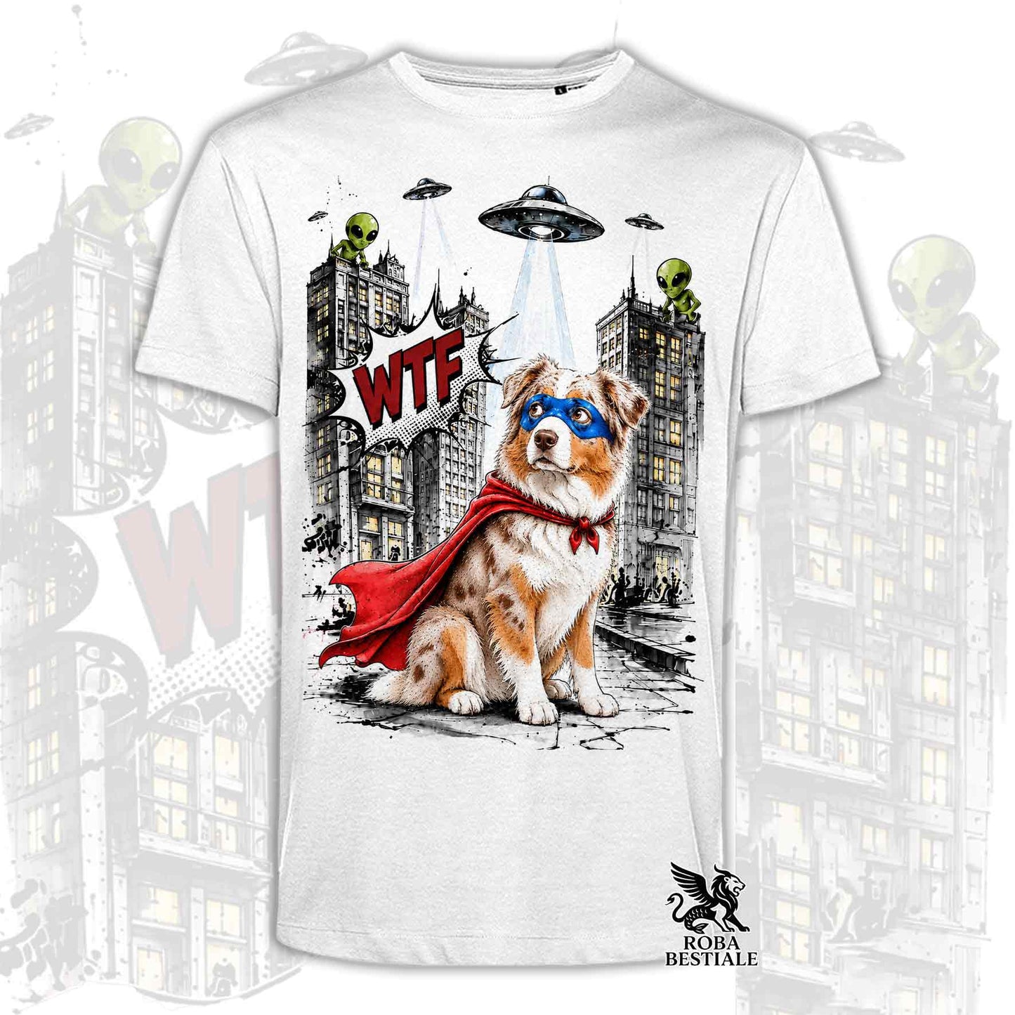 T-shirt bianca stampata con un Australian Shepherd con espressione sorpresa, vestito da Super Eroe. Grafica originale Roba Bestiale, collezione Hero