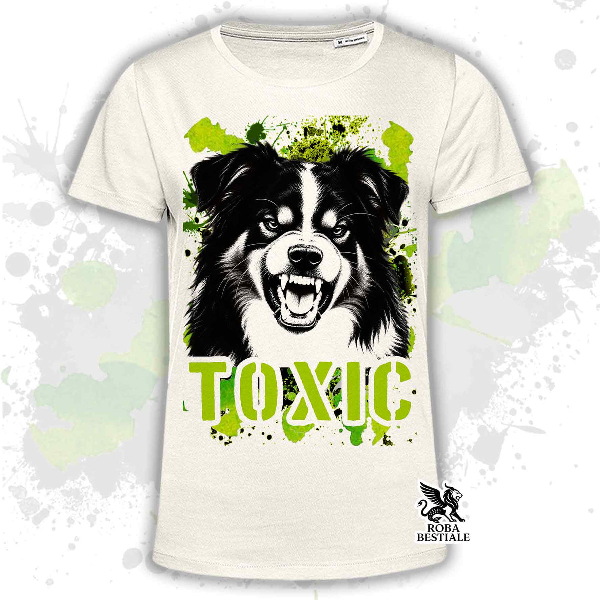T-shirt beige stampata con un Australian Shepherd con espressione arrabbiata. Grafica originale Roba Bestiale, collezione Toxic