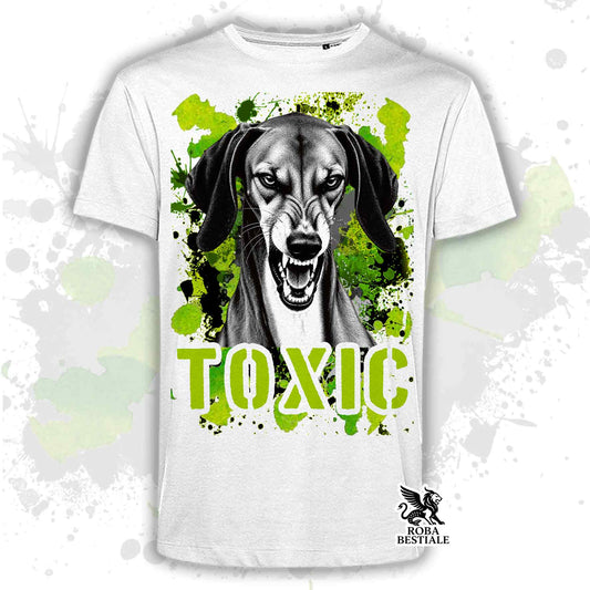 T-shirt bianca stampata con un Azawakh con espressione arrabbiata. Grafica originale Roba Bestiale, collezione Toxic