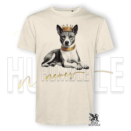 T-shirt stampata con un Basenji, colore beige con grafica Never Humble