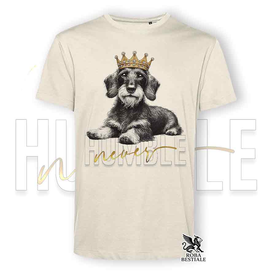 T-shirt stampata con un Bassotto Tedesco a pelo duro, colore beige con grafica Never Humble