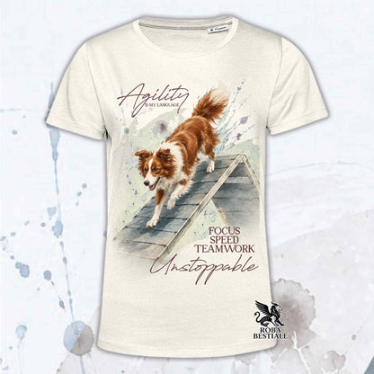 T-shirt beige stampata con un Border Collie che fa Agility. Grafica originale Roba Bestiale, collezione A-Frame