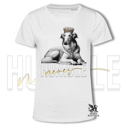 T-shirt stampata con Borzoi bianco, colore bianco con grafica Never Humble