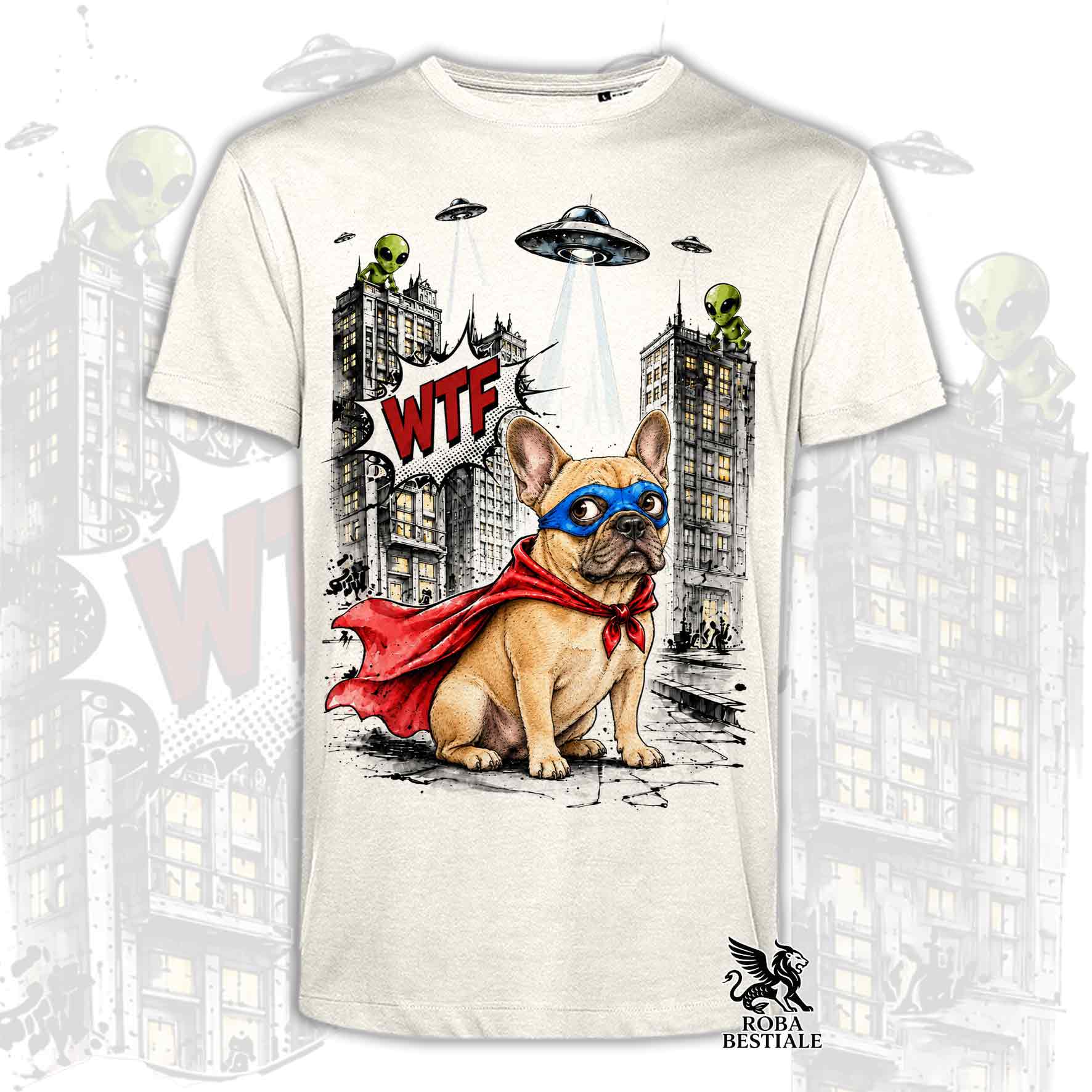 T-shirt beige stampata con un Bouledogue Francese con espressione sorpresa, vestito da Super Eroe. Grafica originale Roba Bestiale, collezione Hero