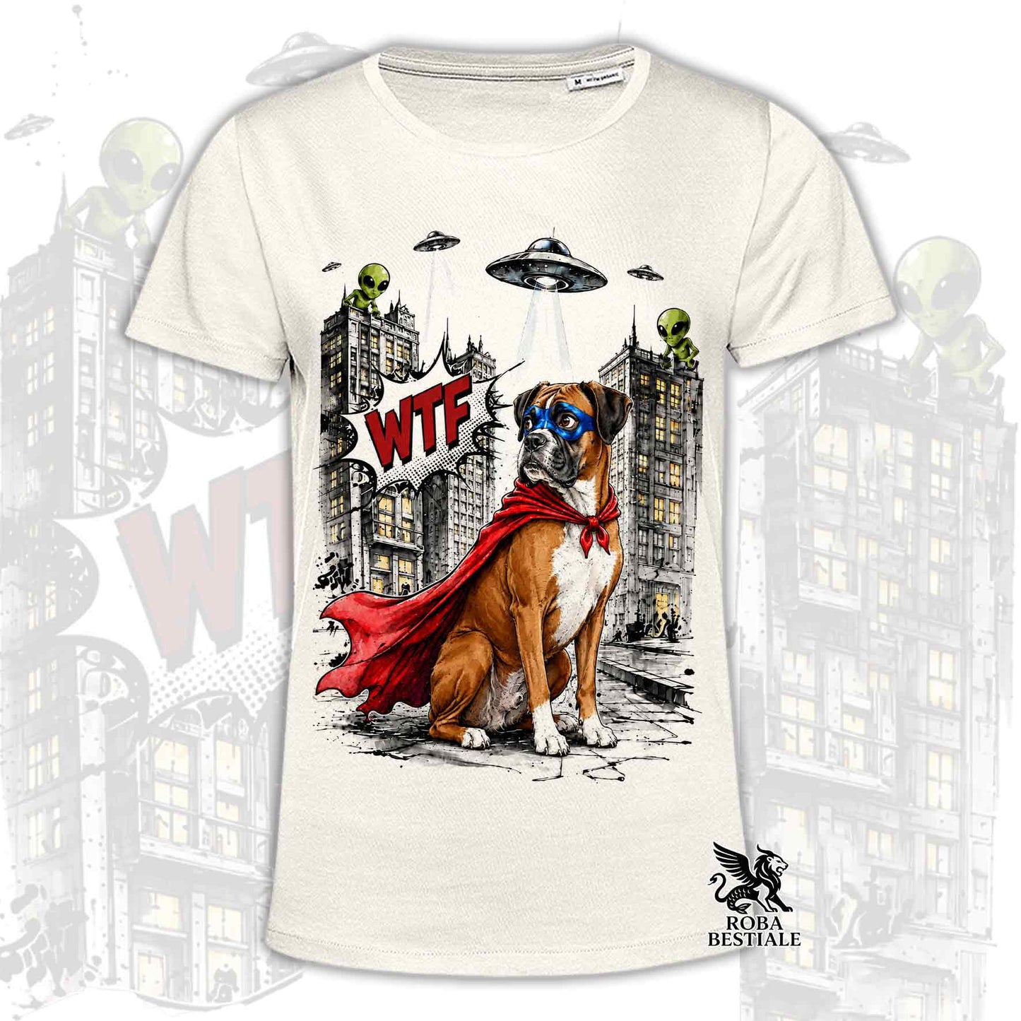 T-shirt beige stampata con un Boxer con espressione sorpresa, vestito da Super Eroe. Grafica originale Roba Bestiale, collezione Hero