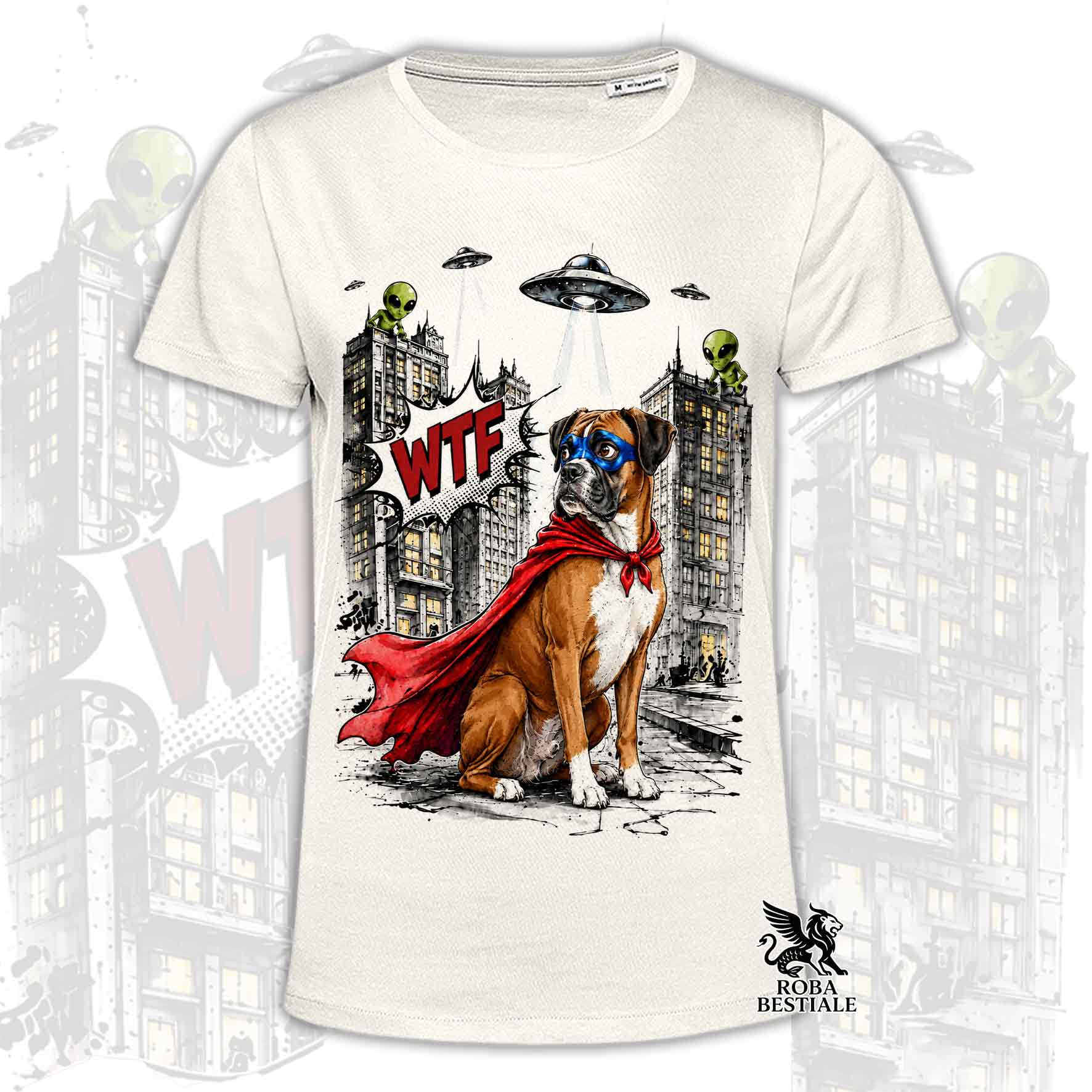 T-shirt beige stampata con un Boxer con espressione sorpresa, vestito da Super Eroe. Grafica originale Roba Bestiale, collezione Hero