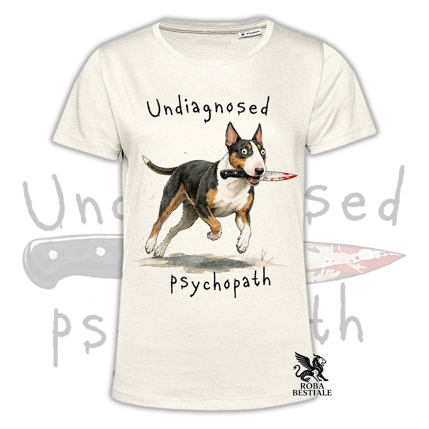 T-shirt beige stampata con un Bull Terrier che tiene un coltello tra i denti. Grafica originale Roba Bestiale, collezione Psychopath