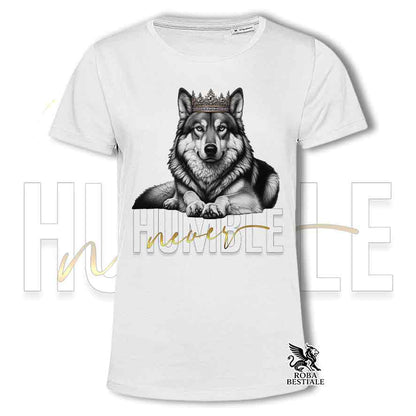 T-shirt stampata con un Cane Lupo Cecoslovacco, colore bianco con grafica Never Humble