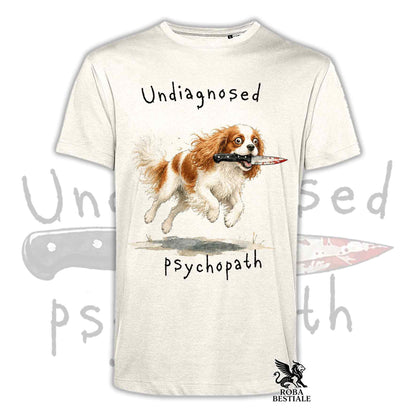 T-shirt beige stampata con un Cavalier King Charles Spaniel che tiene un coltello tra i denti. Grafica originale Roba Bestiale, collezione Psychopath