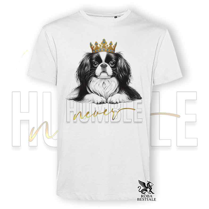 T-shirt stampata con un Chin Giapponese, colore bianco con grafica Never Humble
